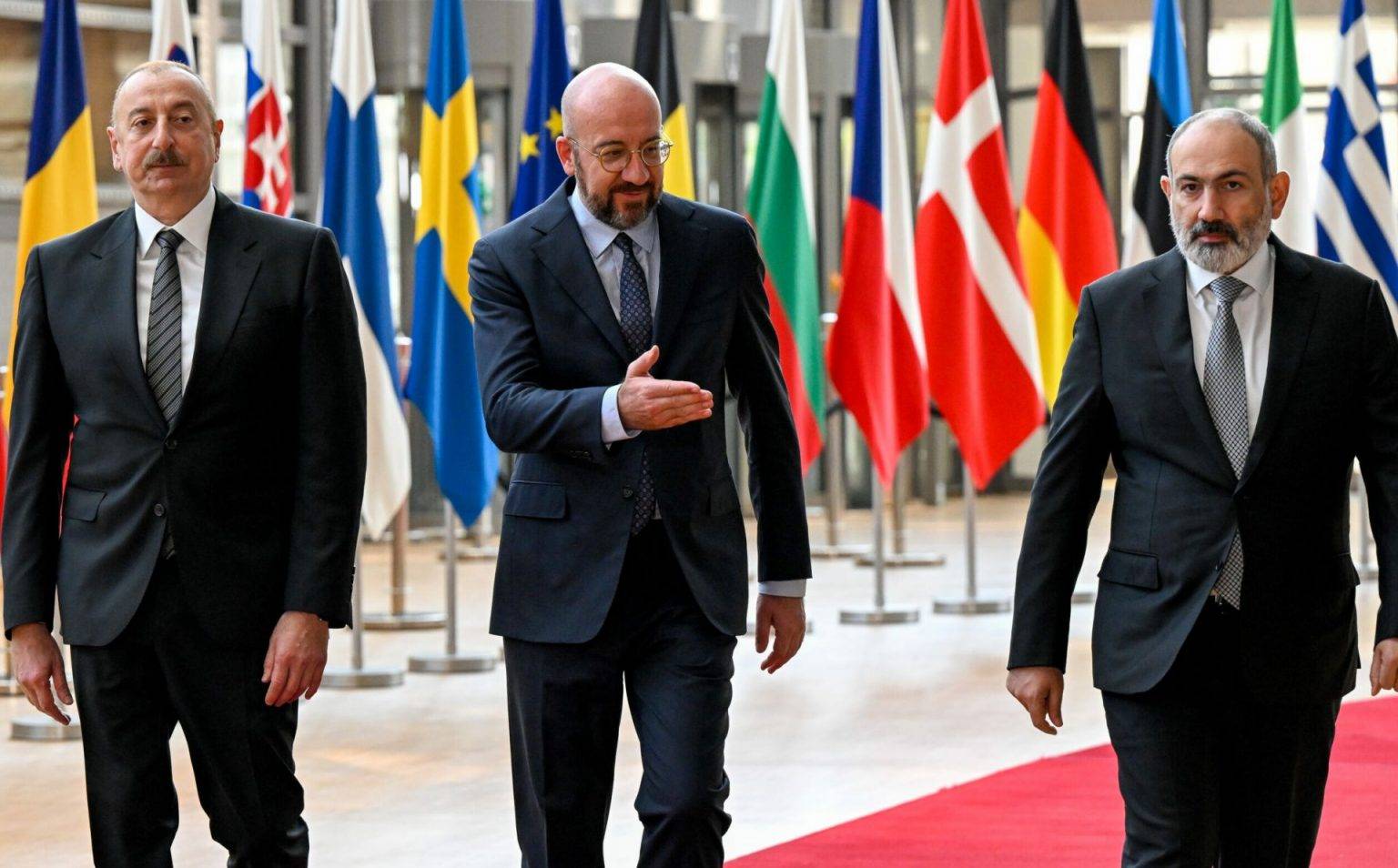 Sabah Brüsseldə Azərbaycan, Ermənistan və Aİ Şurasının liderləri görüşəcək