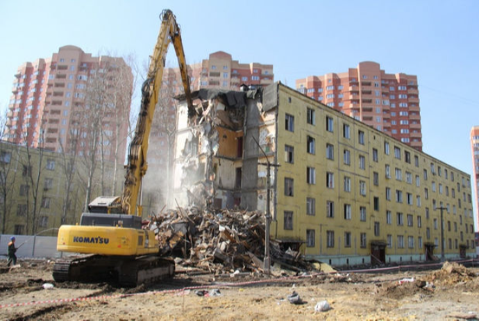 Bakıda bütün - KÖHNƏ BİNALAR SÖKÜLƏCƏK