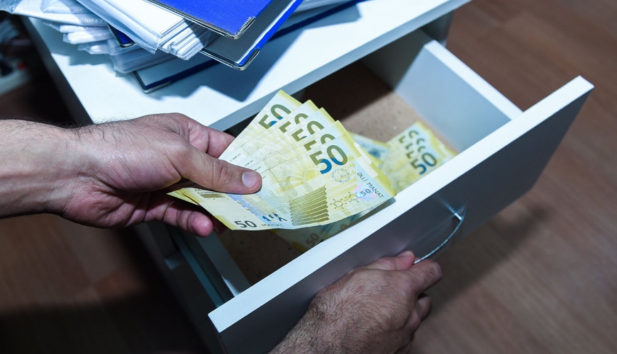 Əhalinin gəlirləri 15%, ərzaq qiymətləri isə 17% artıb - RƏSMİ